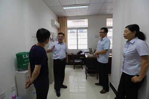 张忠斌院长.jpg 张忠斌院长.jpg