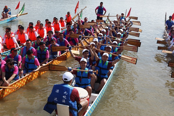 龙舟队.JPG