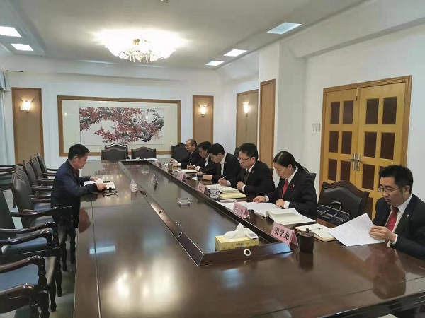 主题教育读书班.jpg 主题教育读书班.jpg