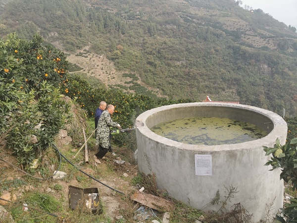 拆除水池.jpg 拆除水池.jpg
