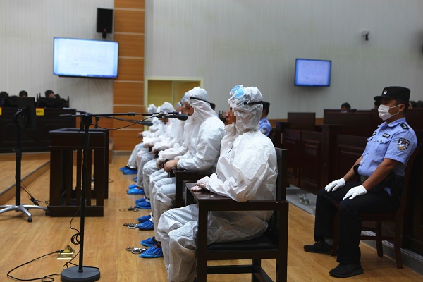 庭审现场1.jpg 庭审现场1.jpg