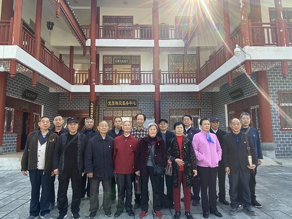 合照.jpg 合照.jpg