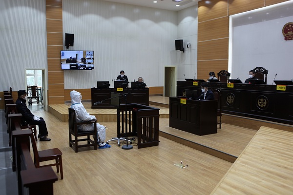 庭审现场.JPG
