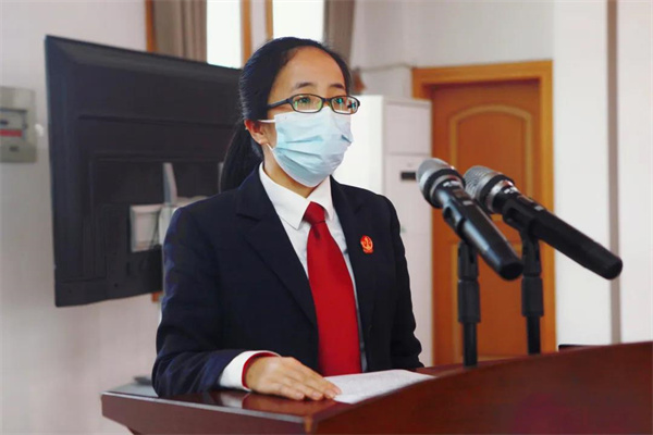 立案庭 邓娇.jpg 立案庭 邓娇.jpg