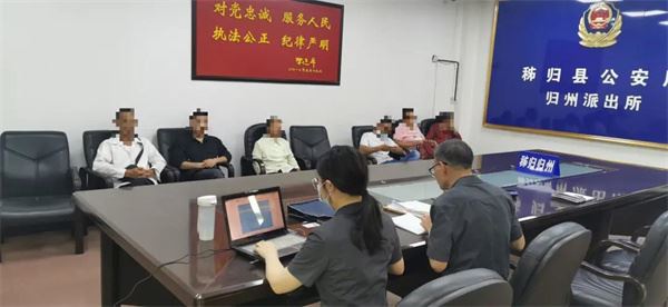 调解现场.jpg 调解现场.jpg