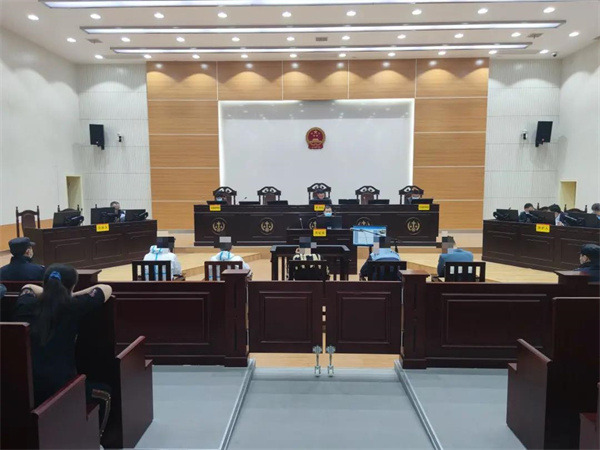 庭审现场.jpg 庭审现场.jpg