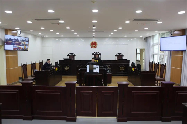 庭审现场.jpg