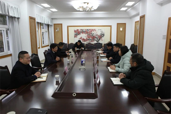 慰问座谈会.jpg 慰问座谈会.jpg
