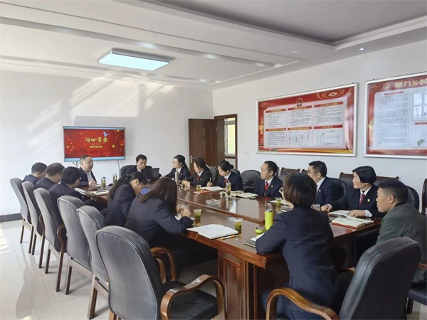 主题党课.jpg 主题党课.jpg