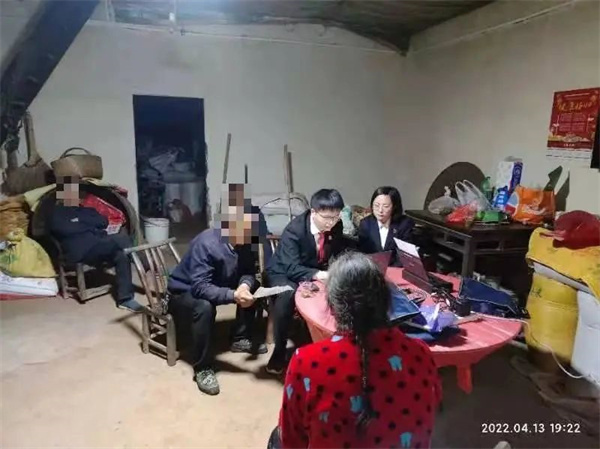 送法上门.jpg