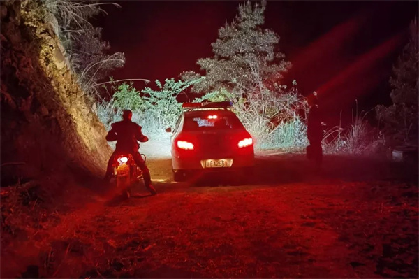 案结事了 已是深夜.jpg