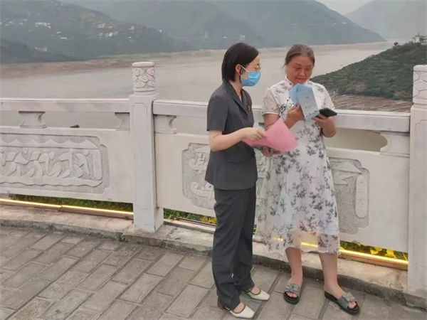 活动照片1.jpg 活动照片1.jpg